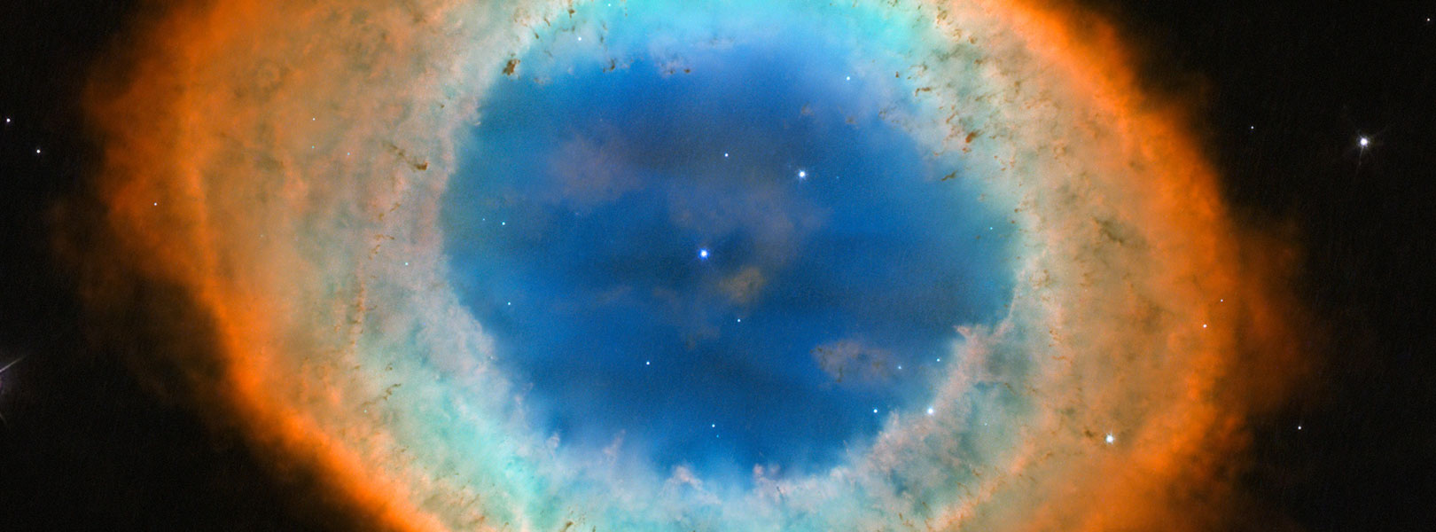 Nebulosa del Anillo (Messier 57), imagen tomada por el Hubble en 2013.